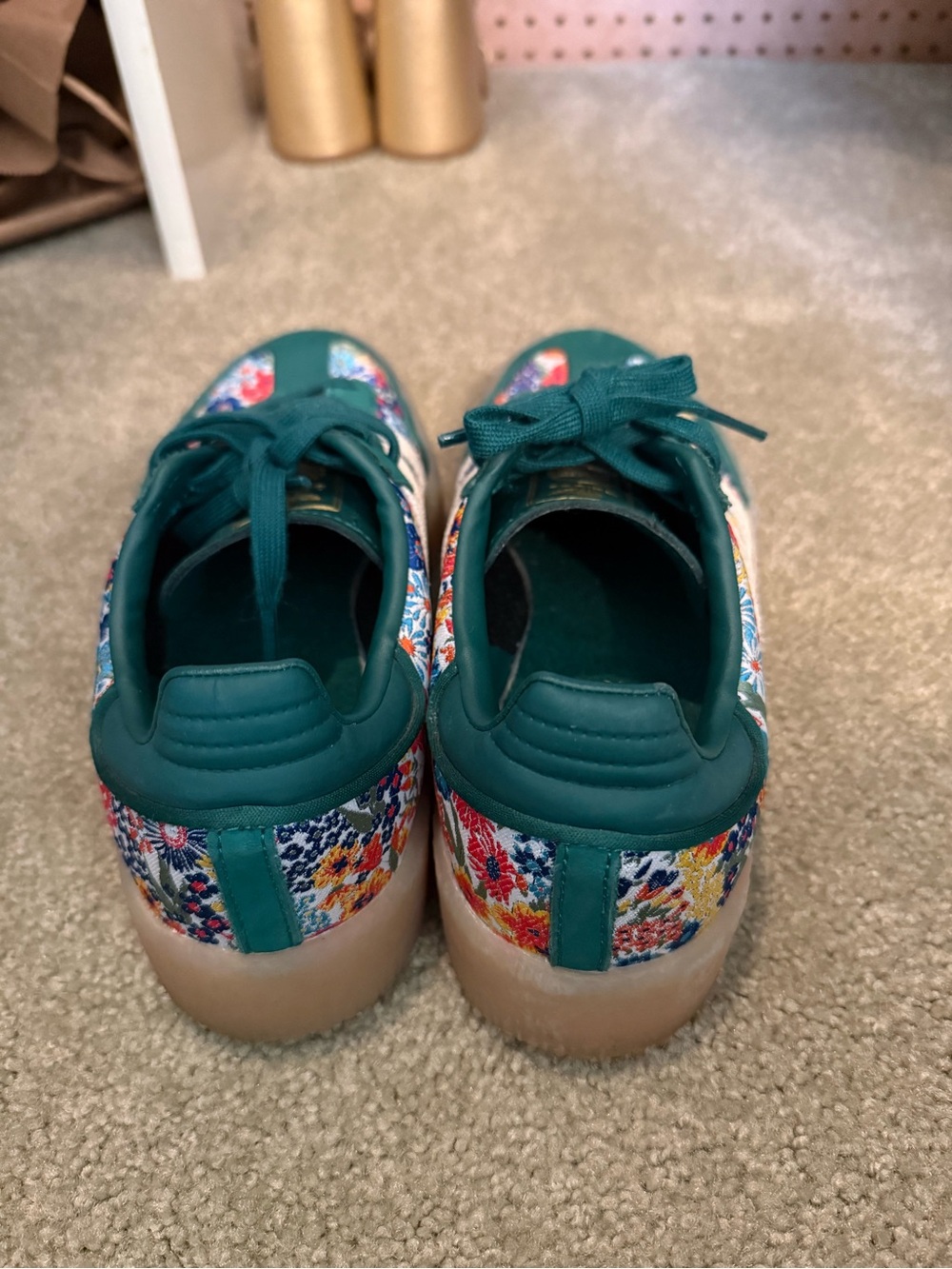 Women's Adidas Sambae X Liberty London Green Floral
Tennis Shoes Size 8.5 - Picture 3 of 4